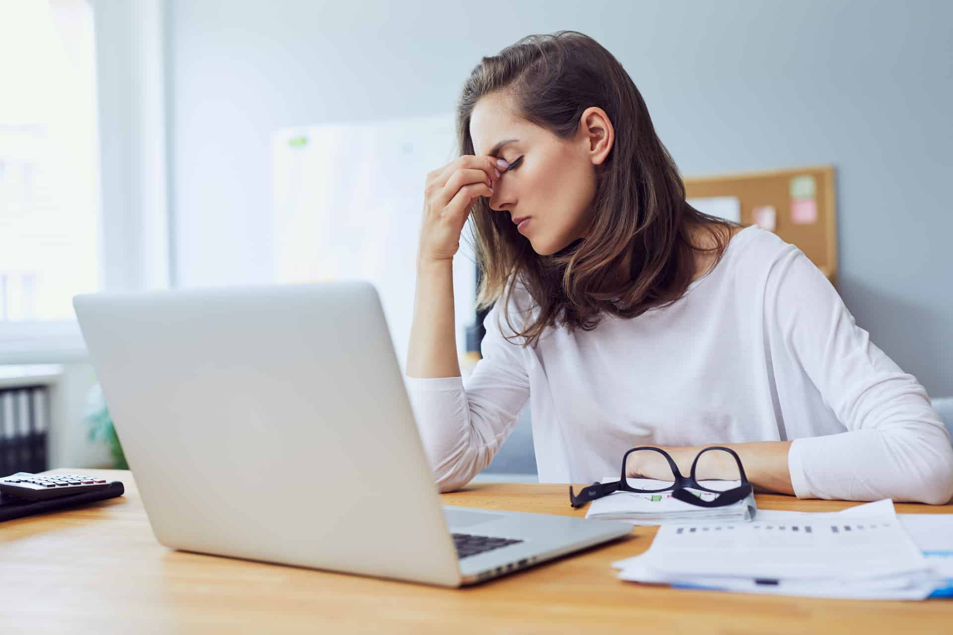 Image for 3 Tips to Stay Healthy While Working a Desk Job post